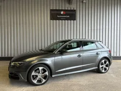 Grau Gebraucht 2015 Audi A3 Sportback e-tron S-Line Limousine | 10.950 €