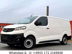 Weiß Gebraucht 2020 Opel Vivaro Edition Van / Kleinbus | 17.900 € (Fairer Preis)