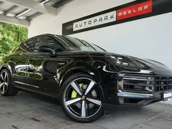 Schwarz Gebraucht 2023 Porsche Cayenne SUV | 112.880 € (Teuer)