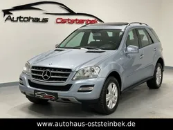 Blau Gebraucht 2011 Mercedes ML300 SUV | 15.490 € (Fairer Preis)