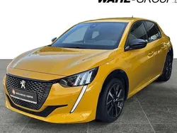 Gelb Gebraucht 2023 Peugeot 208 GT Kleinwagen | 17.880 € (Fairer Preis)