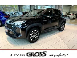 Schwarz Gebraucht 2024 Toyota Yaris Cross SUV | 26.995 € (Superpreis)
