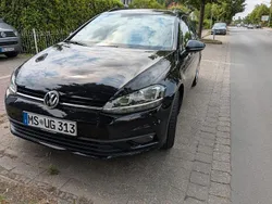 Schwarz Gebraucht 2017 VW Golf VII Trendline Kombi | 9.500 € (Guter Preis)
