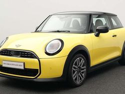 Gelb Gebraucht 2024 Mini Cooper Classic Kleinwagen | 23.756 € (Guter Preis)