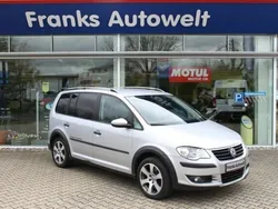 Grau metallic Gebraucht 2009 VW Touran Cross Van / Kleinbus | 7.400 € (Guter Preis)