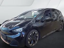 Mythosschwarz Gebraucht 2025 Cupra Born e-Boost Kleinwagen | 31.970 € (Guter Preis)