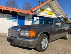 Bronze (metallic) Gebraucht 1985 Mercedes 300 SE Limousine | 14.650 €