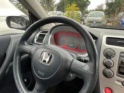 Grau Gebraucht 2001 Honda Civic Kleinwagen | 1.950 €
