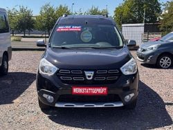 Schwarz Gebraucht 2017 Dacia Dokker Celebration Van | 7.500 € (Superpreis)