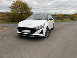 Weiß Gebraucht 2024 Hyundai i20 Prime Kleinwagen | 19.500 € (Etwas zu teuer)