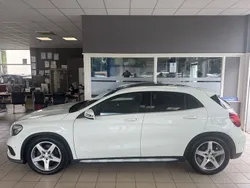 Weiß Gebraucht 2014 Mercedes GLA250 SUV | 17.990 € (Fairer Preis)