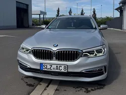 Silber Gebraucht 2018 BMW 530 Luxury Line Kombi | 23.950 € (Fairer Preis)