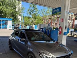 Grau Gebraucht 2016 Mercedes A45 AMG Kleinwagen | 28.900 € (Etwas zu teuer)