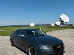 Grau Gebraucht 2010 Audi A4 Limousine | 5.999 € (Fairer Preis)