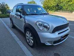 Grau Gebraucht 2011 Mini Cooper S Countryman SUV | 11.800 € (Fairer Preis)
