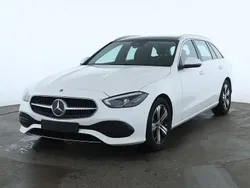 Weiß Gebraucht 2023 Mercedes C300 Avantgarde Limousine | 36.780 € (Superpreis)