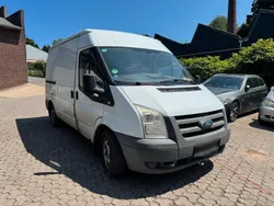 Weiß Gebraucht 2007 Ford Transit | 2.200 €
