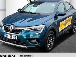 Sansibarblau (metallic) Gebraucht 2022 Renault Arkana Zen SUV | 19.995 € (Guter Preis)