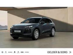 Grau Neu 2025 Audi Q6 e-tron Performance SUV | 69.990 €