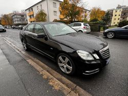 Schwarz Gebraucht 2010 Mercedes E200 Avantgarde Limousine | 11.900 € (Fairer Preis)