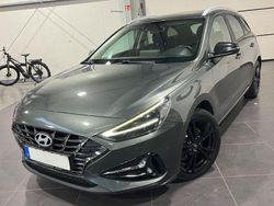 Grau Gebraucht 2021 Hyundai i30 Kombi | 13.995 € (Fairer Preis)