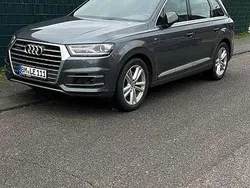 Grau Gebraucht 2015 Audi Q7 SUV | 37.500 €