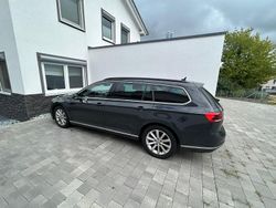 Grau Gebraucht 2020 VW Passat GTE Kombi | 17.900 € (Fairer Preis)