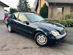 Blau Gebraucht 2003 Mercedes C180 Classic Limousine | 3.490 € (Fairer Preis)