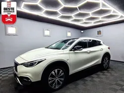 Weiß Gebraucht 2018 Infiniti QX30 Premium SUV | 19.880 €