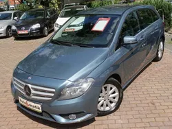 Blau Gebraucht 2013 Mercedes B180 Van / Kleinbus | 9.980 € (Fairer Preis)