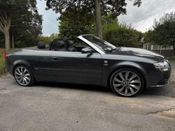 Grau Gebraucht 2006 Audi A4 Cabriolet S-Line Cabrio | 11.700 € (Teuer)