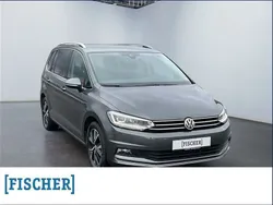Grau Gebraucht 2021 VW Touran Highline Van / Kleinbus | 27.395 € (Guter Preis)