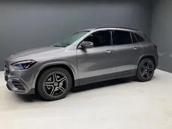 Grau Gebraucht 2024 Mercedes GLA180 AMG SUV | 39.890 € (Etwas zu teuer)