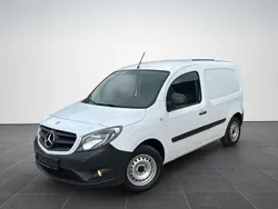 Weiß Gebraucht 2013 Mercedes Citan 108 Van / Kleinbus | 6.545 € (Fairer Preis)