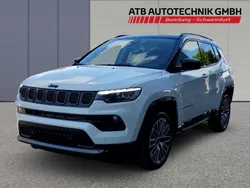 Weiss Neu 2025 Jeep Compass Summit SUV | 43.599 € (Teuer)