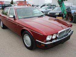 Rot Gebraucht 1993 Jaguar XJ40 Limousine | 12.800 €
