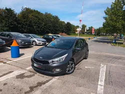 Grau Gebraucht 2013 Kia Ceed Limousine | 10.350 € (Fairer Preis)