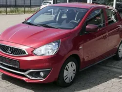 Rot Gebraucht 2017 Mitsubishi Space Star Basis Kleinwagen | 2.990 € (Fairer Preis)