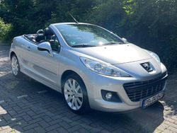 Silber Gebraucht 2010 Peugeot 207 CC Platinum Cabrio | 5.850 € (Teuer)