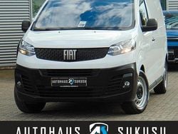 Weiss Gebraucht 2022 Fiat Scudo Van / Kleinbus | 14.990 € (Guter Preis)