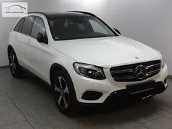 Weiß Gebraucht 2018 Mercedes GLC250 AMG line SUV | 37.800 € (Teuer)