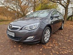 Grau Gebraucht 2011 Opel Astra Kombi | 4.100 € (Guter Preis)
