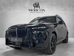 Schwarz Neu 2025 BMW X7 M Sport SUV | 120.700 € (Etwas zu teuer)