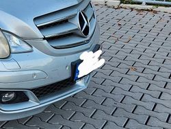 Silber Gebraucht 2006 Mercedes R280 Luxury Van / Kleinbus | 5.600 € (Guter Preis)