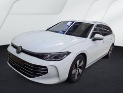Weiß Gebraucht 2025 VW Passat Elegance Kombi | 33.990 € (Superpreis)