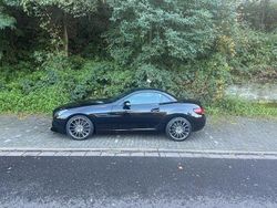 Schwarz Gebraucht 2019 Mercedes SLC300 AMG Cabrio | 45.850 €