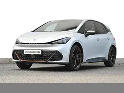 Geyser silver metallic Neu 2025 Cupra Born Kleinwagen | 38.333 € (Guter Preis)