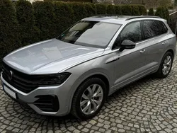 Silber Gebraucht 2021 VW Touareg R-line SUV | 55.950 € (Fairer Preis)