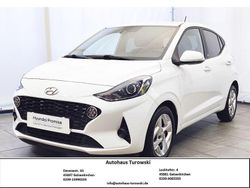 Polar white Gebraucht 2021 Hyundai i10 Edition 30 Kleinwagen | 12.970 € (Fairer Preis)