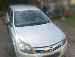 Silber Gebraucht 2009 Opel Astra Eco Kombi | 1.200 € (Guter Preis)